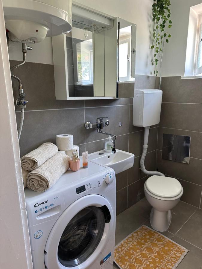 Cosy Family Apartment Marina Kastela Near Airport Kültér fotó