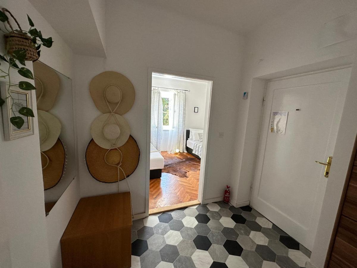 Cosy Family Apartment Marina Kastela Near Airport Kültér fotó