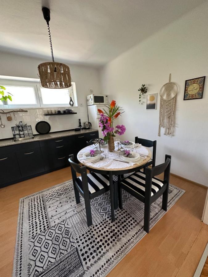 Cosy Family Apartment Marina Kastela Near Airport Kültér fotó